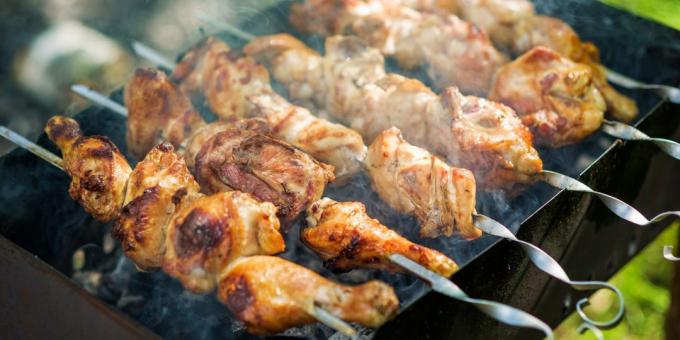Jak gotować szaszłyki z kurczaka: cytryna marynata
