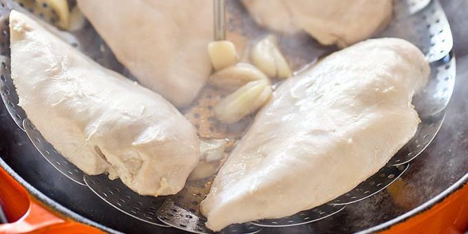 Jak i ile gotować pierś kurczaka w podwójnej kotła 