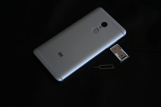 Xiaomi redmi Uwaga 4: gniazdo na kartę SIM