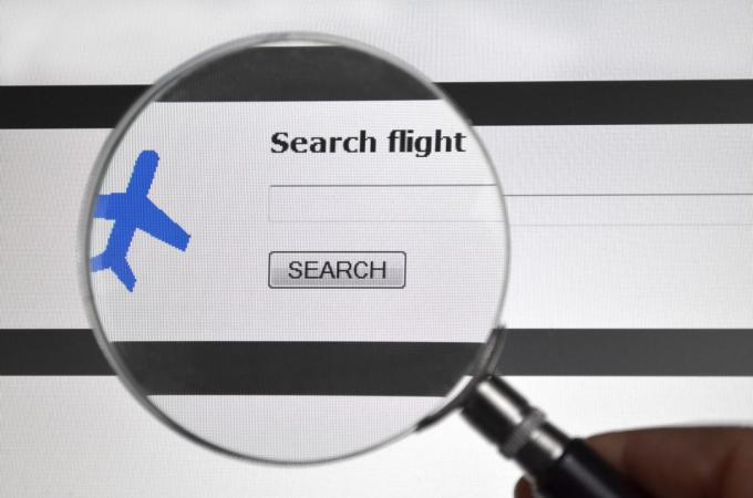 Wyszukiwarka lotów, linie lotnicze usługi wyszukiwania w internecie
