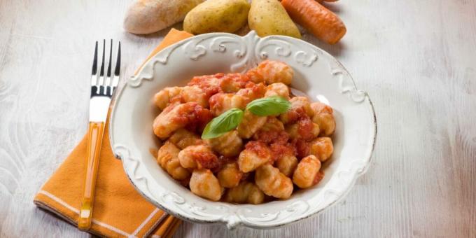 Gnocchi ziemniaczane z marchewką