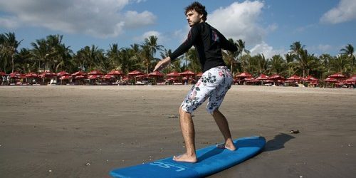 Jak nauczyć się surfować: drugą nogę
