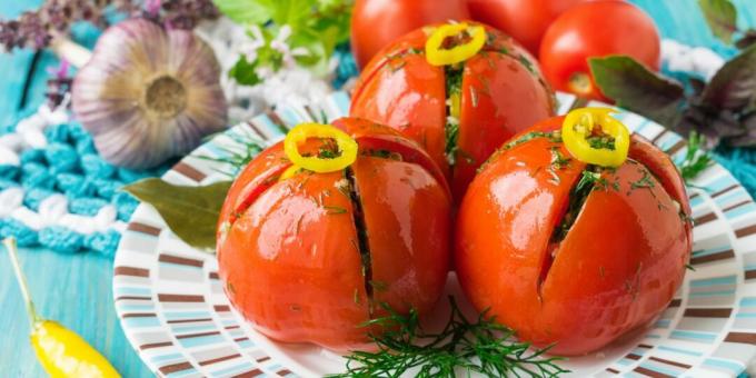 Solone pomidory w torbie