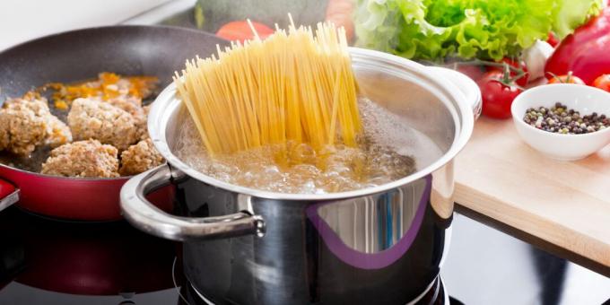 Jak gotować spaghetti na kuchence
