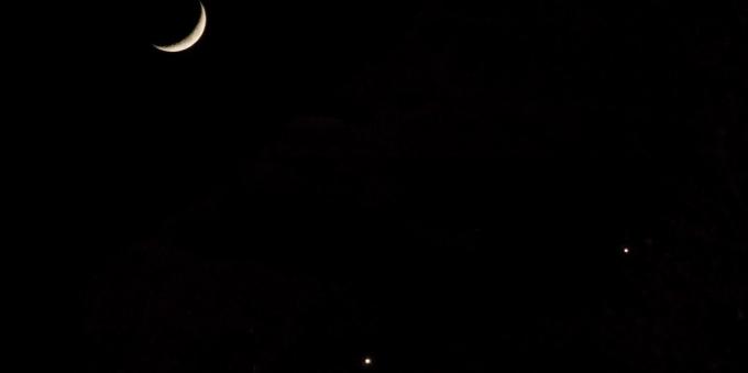 Gwiaździste niebo: Jowisz, Księżyc i Wenus