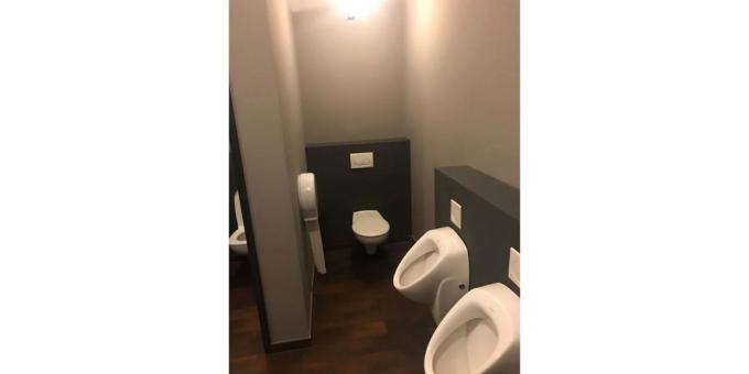 WC w niemieckiej restauracji