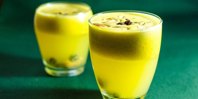 świeże soki przepisy: świeży sok pomarańczowy i ananasowy z imbirem