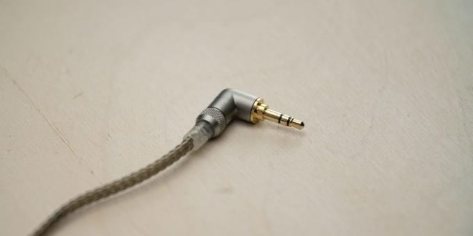 FiiO FH5: rugged mini-jack-plug wykonana z metalu
