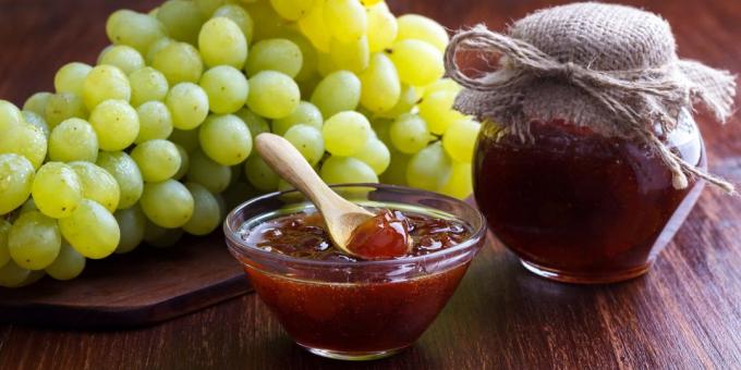 Konfitura z winogron z goździkami i cynamonem