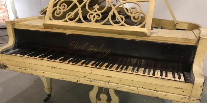 Avito działalności: Rariteny piano