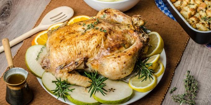 Nadziewany kurczak z cytryną i czosnkiem: prosty przepis