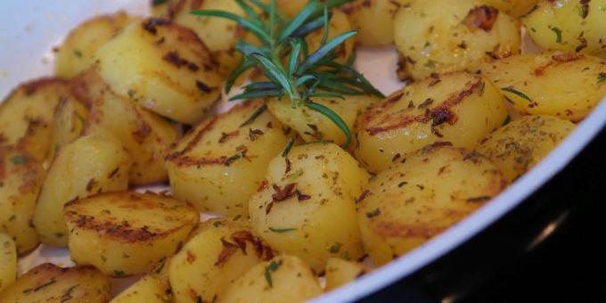 Smażone ziemniaki - smaczne i niedrogie