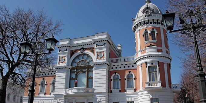 Zabytki Uljanowska: Muzeum lokalnej wiedzy i sztuki