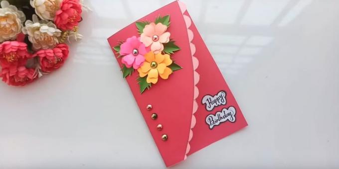 Jak zrobić kartkę z kwiatami urodziny z rękami