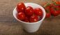 Marynowane pomidory faszerowane czosnkiem