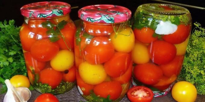 Przepisy: Marynowane pomidory z ziołami