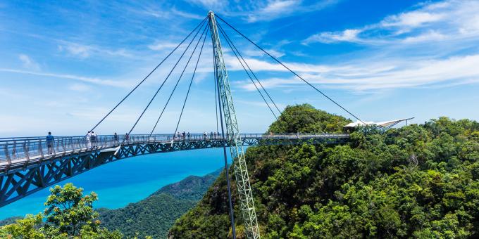 Atrakcje Langkawi: Sky Bridge na górze Gunung Mat Chinkang na wyspie Langkawi