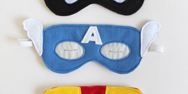 Jak zrobić prezent na 23 lutego własnymi rękami: Superhero maska ​​do snu