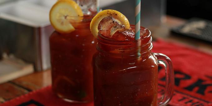 Klasyczne koktajle alkoholowe: Bloody Mary