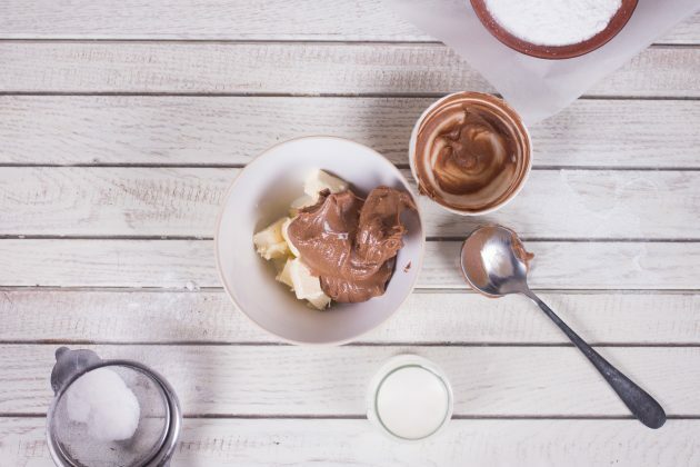 Peanut Candy: dodaj masło orzechowe bez kawałków orzeszków ziemnych