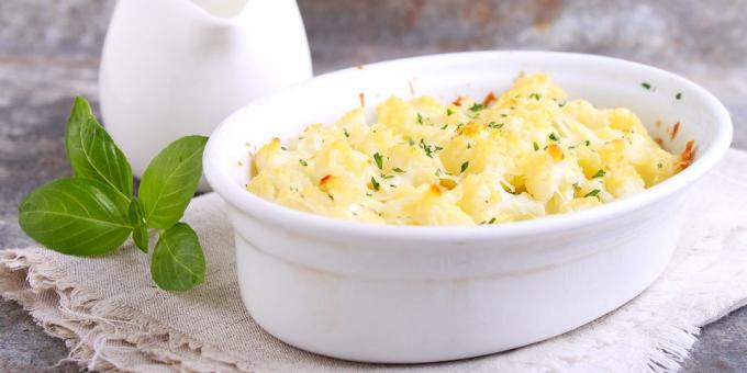 Kalafior w piekarniku z kwaśnej śmietany, majonezu i jaj: najlepszy przepis