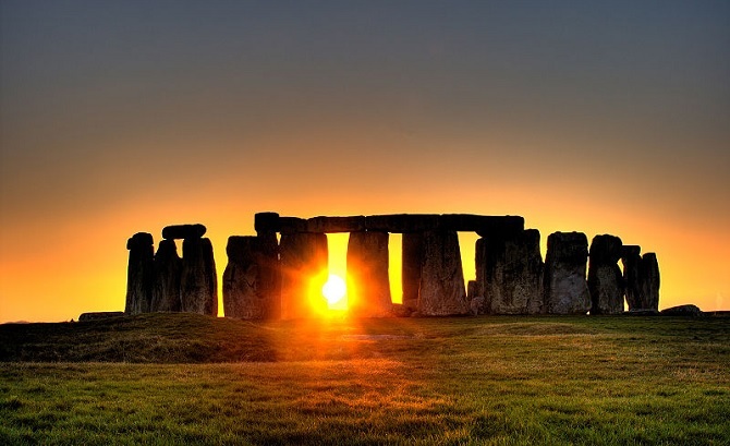 Zachód słońca w Stonehenge