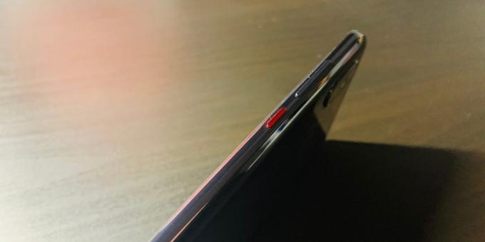 Xiaomi Mi 8 Pro: Przycisk zasilania