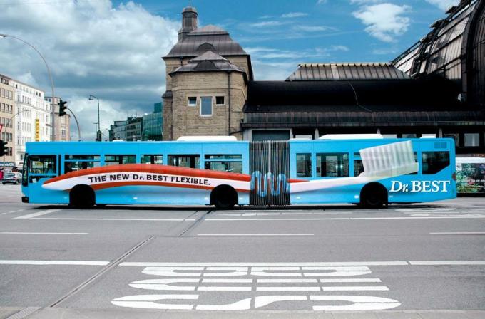 reklama na autobusach