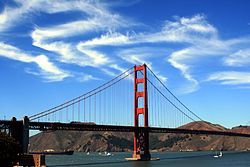 Cirrus Chmury nad Golden Gate Bridge