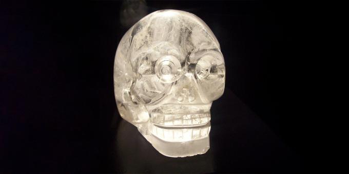 Technologie starożytnych cywilizacji: kryształowa czaszka w Muzeum Quai Branly w Paryżu