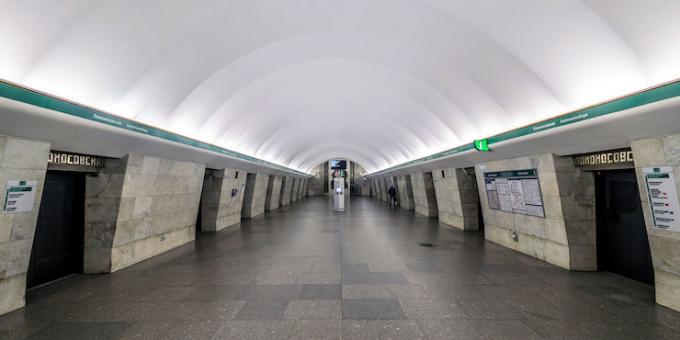 Atrakcje w Petersburgu: stacja metra „Łomonosowa”