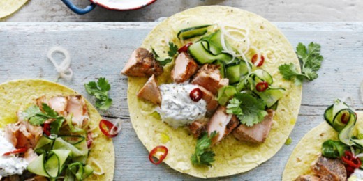 Co ugotować na obiad: tacos z łososia i przyprawy