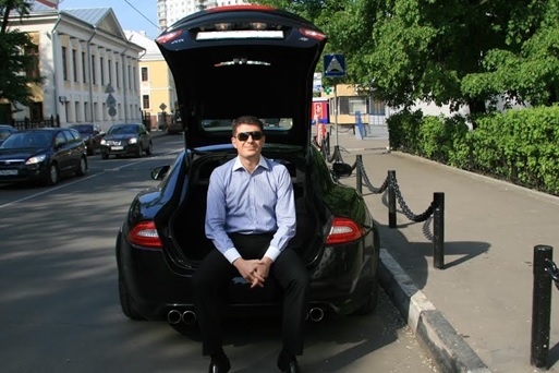Oleg Bragin: „Czasami szczelina czasowa jest równa kosztowi SUV”