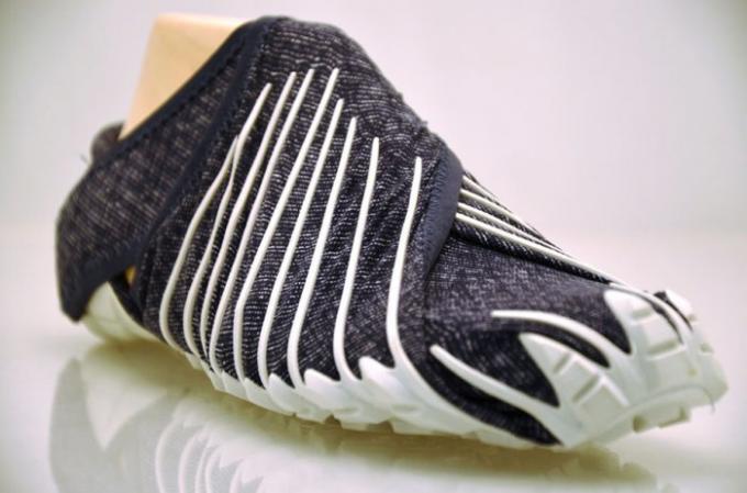 Sneakers Vibram Furoshiki krotnie w probówce