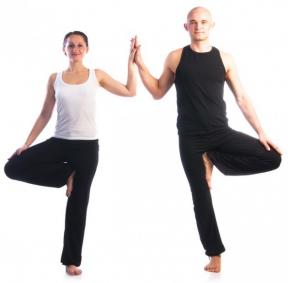 Trenuje razem: joga parowy