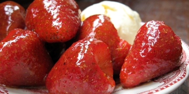Przepisy z truskawkami: Strawberry przeszklona