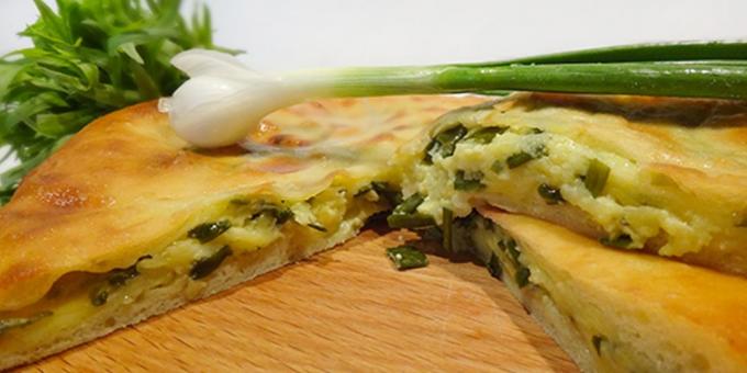 Przepisy: Osetyjskie placki z serem i zieloną cebulką