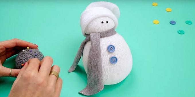 Snowman własnymi rękami: Przyciski ADD i oczu