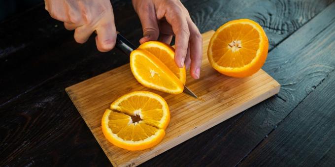 Dżem z moreli i pomarańczy: pomarańcze cięte