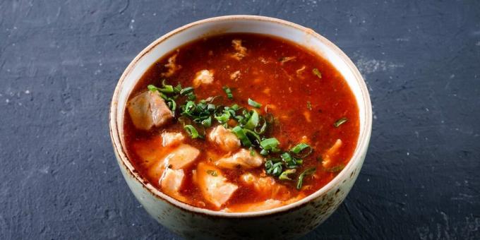 Zupa pomidorowa po włosku z kurczakiem