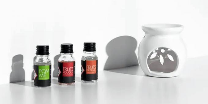 Zapachy zapewniające przytulną atmosferę w domu: zestaw lamp aromatycznych i olejków